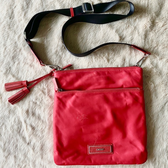 DKNY (Donna Karan, New York) cross body bag - Picture 5 of 7